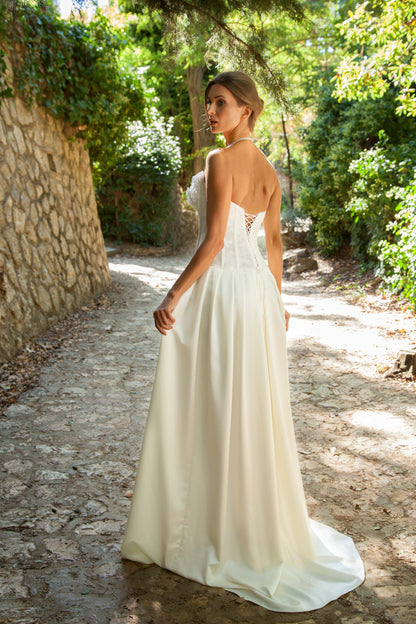 Crystal Beaded Sweetheart Bodice Corset Wedding Gown-3
